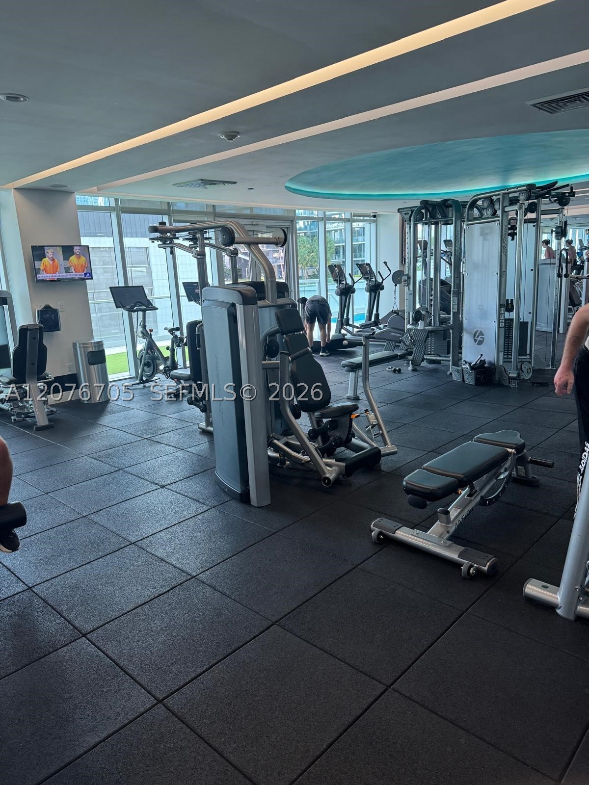 image 500 Brickell East31