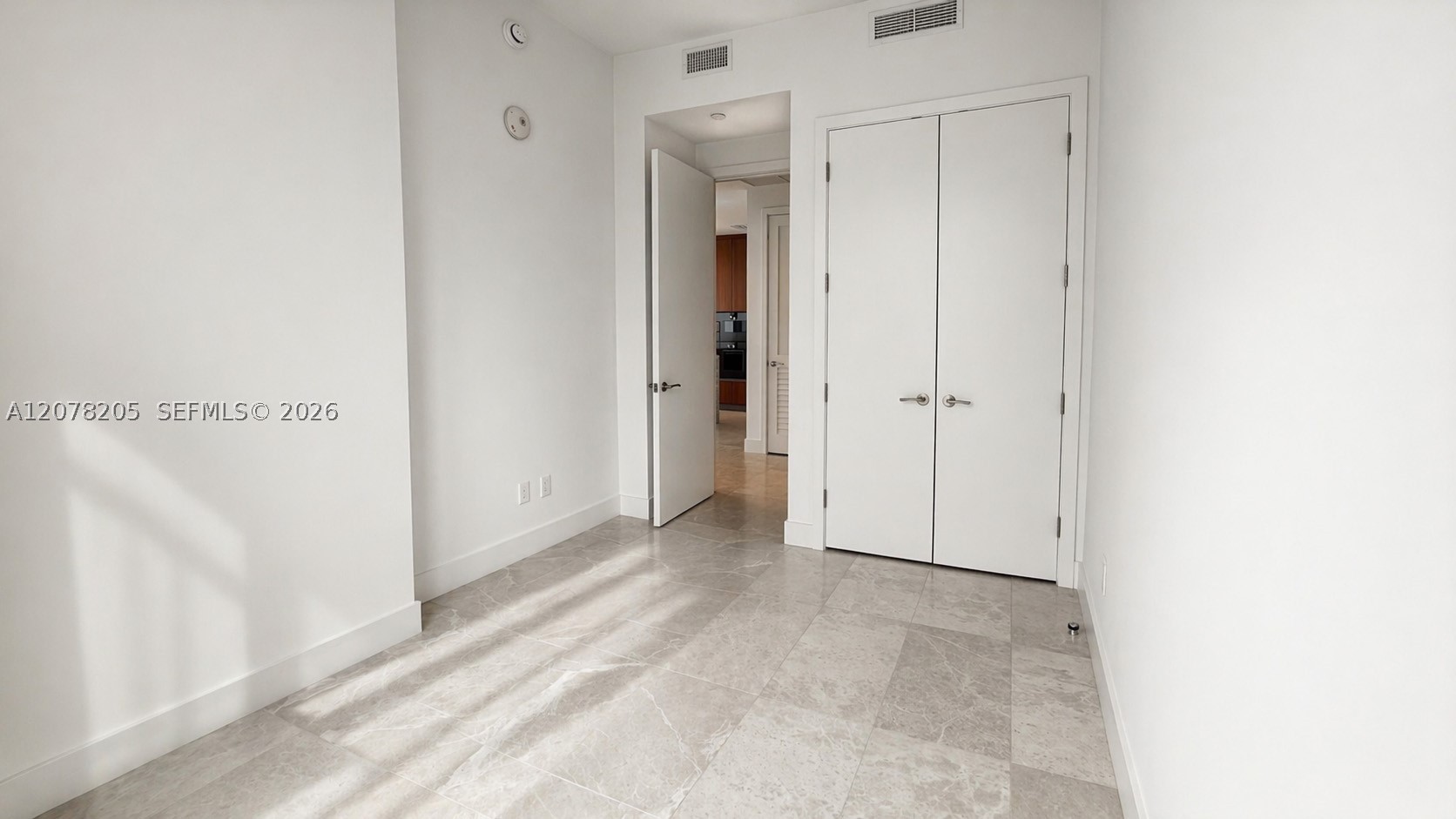 175 SE 25th Rd #504 Miami, FL 33131