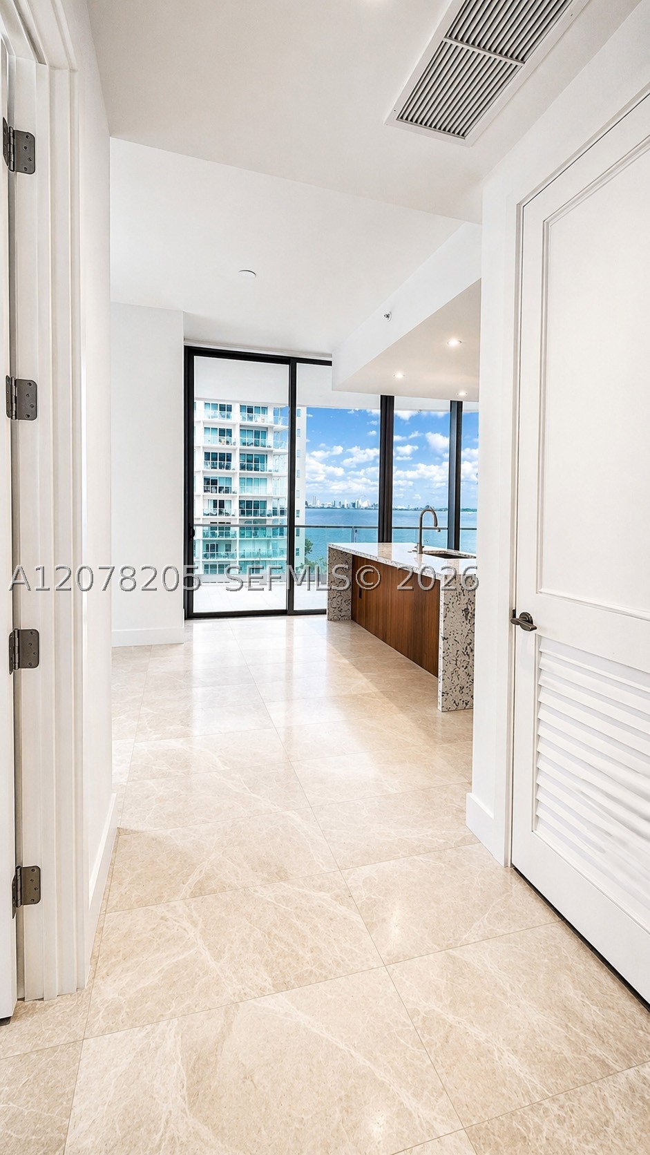 175 SE 25th Rd #504 Miami, FL 33131