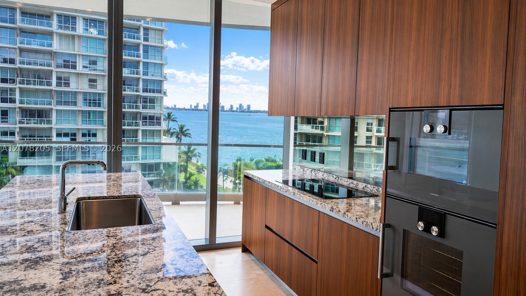 175 SE 25th Rd #504 Miami, FL 33131