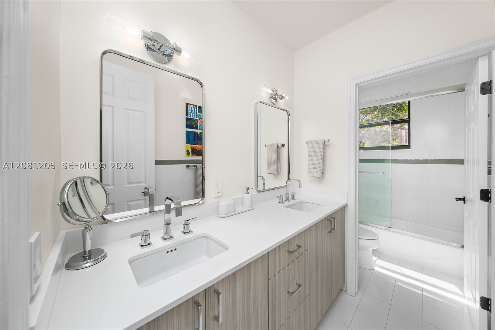7250 SW 99th St Pinecrest, FL 33156