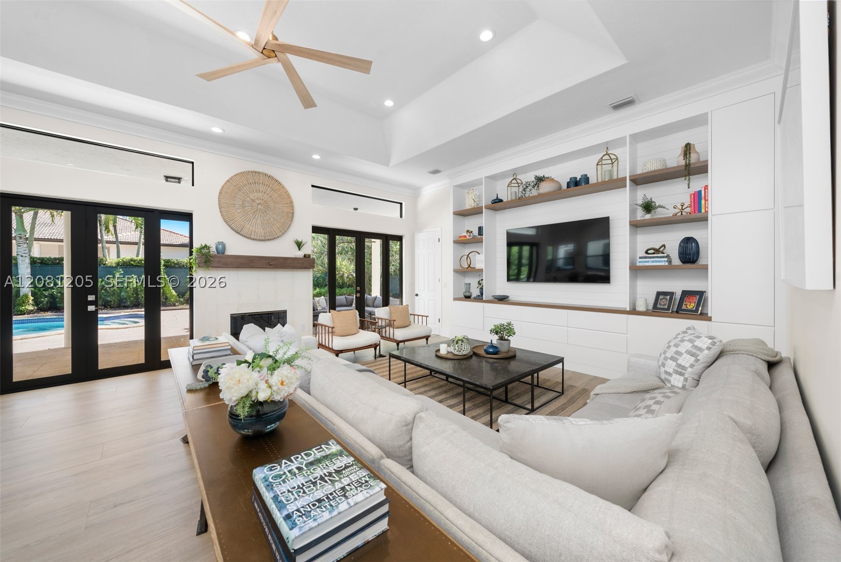 7250 SW 99th St Pinecrest, FL 33156