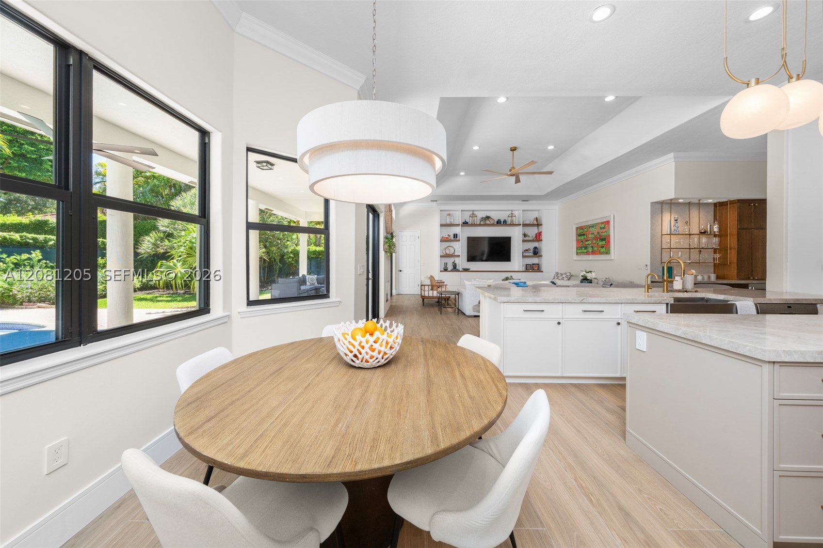 7250 SW 99th St Pinecrest, FL 33156