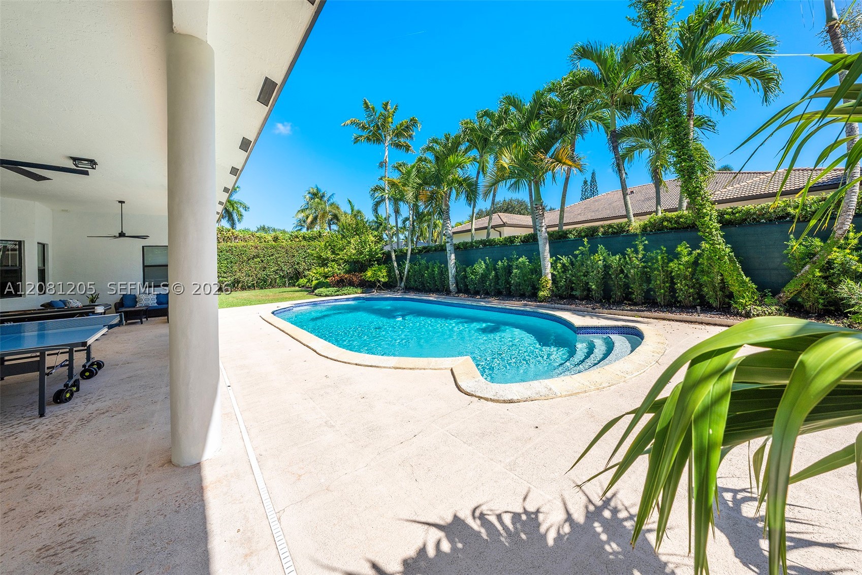 7250 SW 99th St Pinecrest, FL 33156