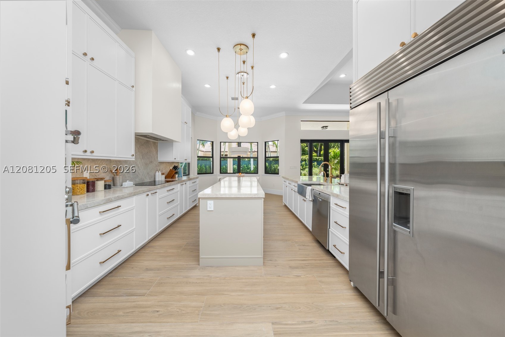 7250 SW 99th St Pinecrest, FL 33156