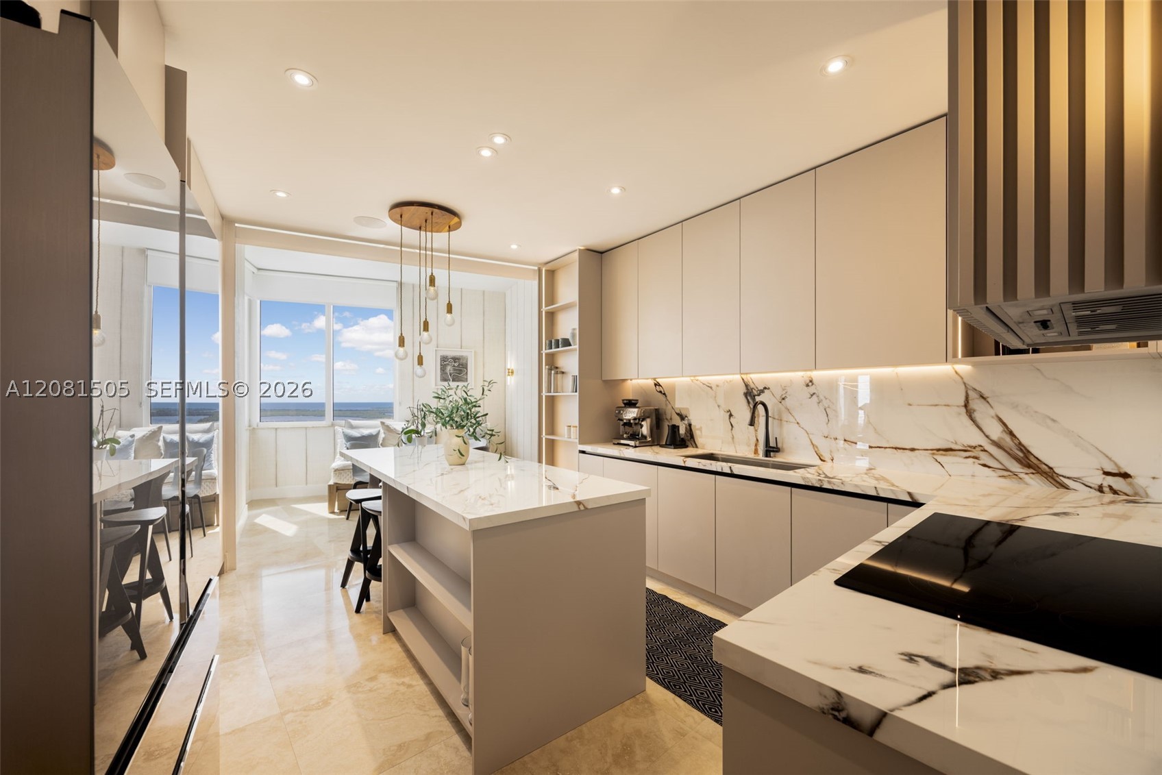 901 Brickell Key Blvd #3708 Miami, FL 33131