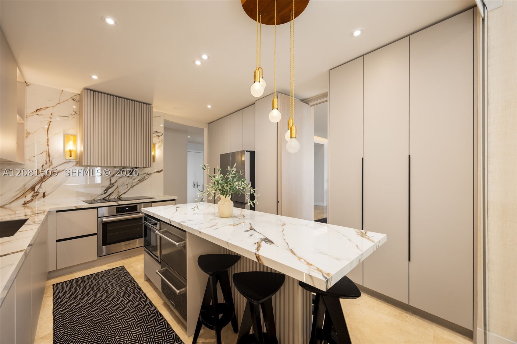 901 Brickell Key Blvd #3708 Miami, FL 33131