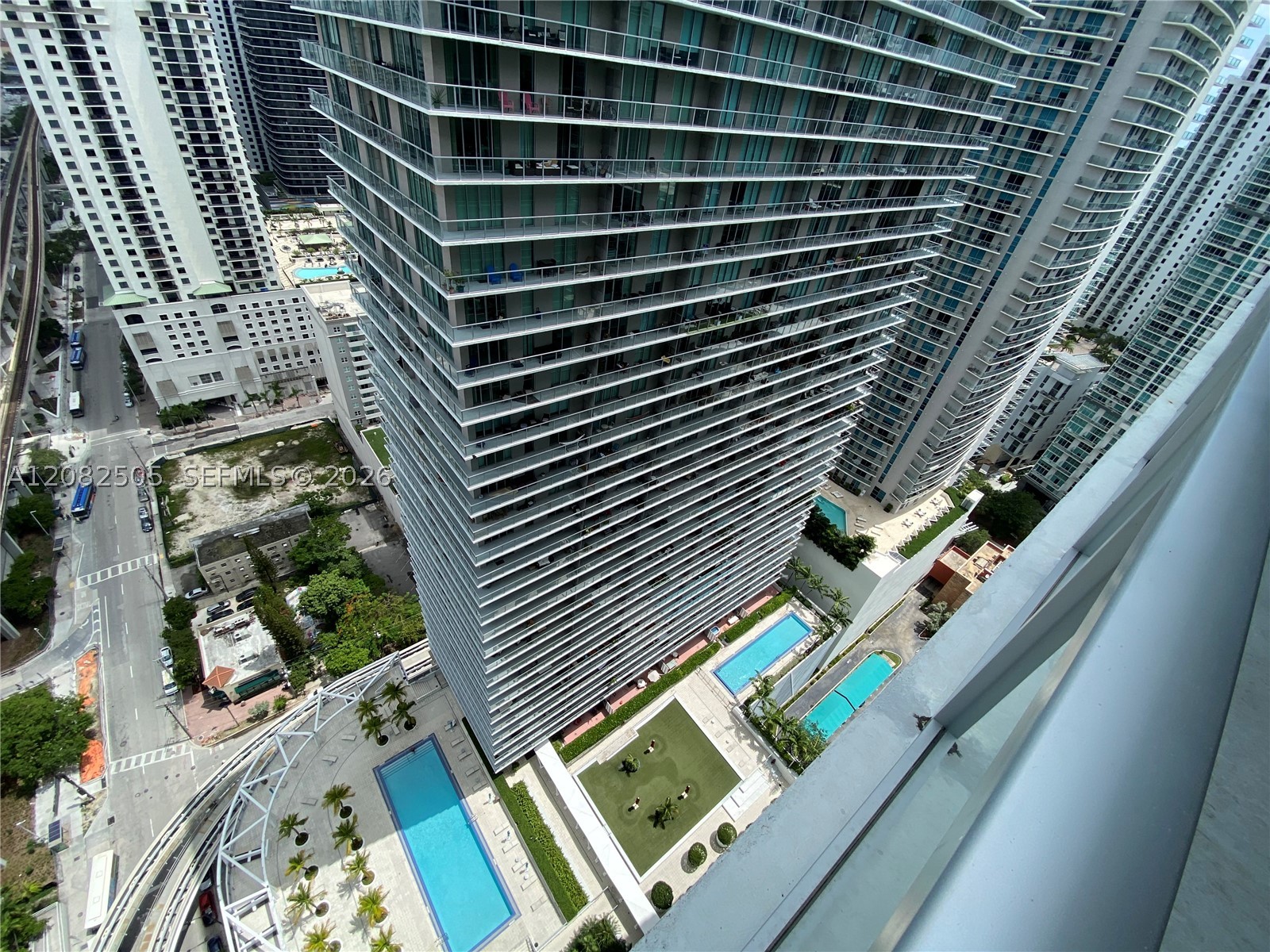 image Axis on Brickell South0