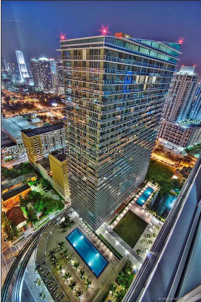 image Axis on Brickell South19