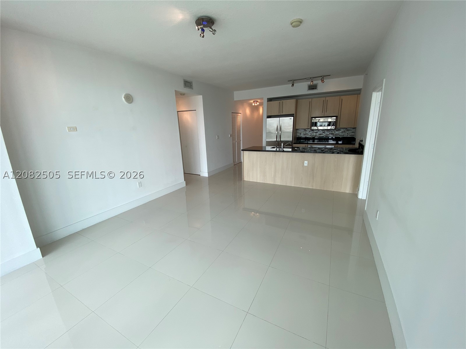 image Axis on Brickell South2