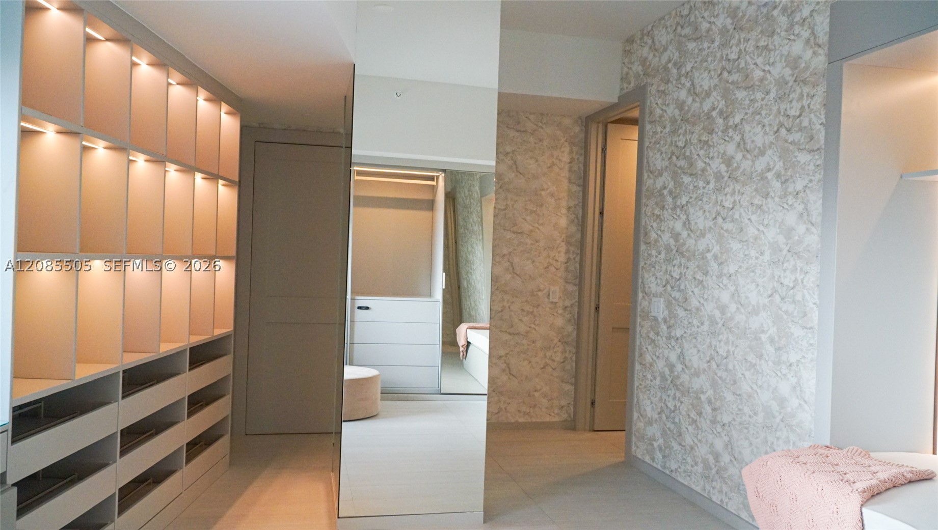 image Marquis Residences56