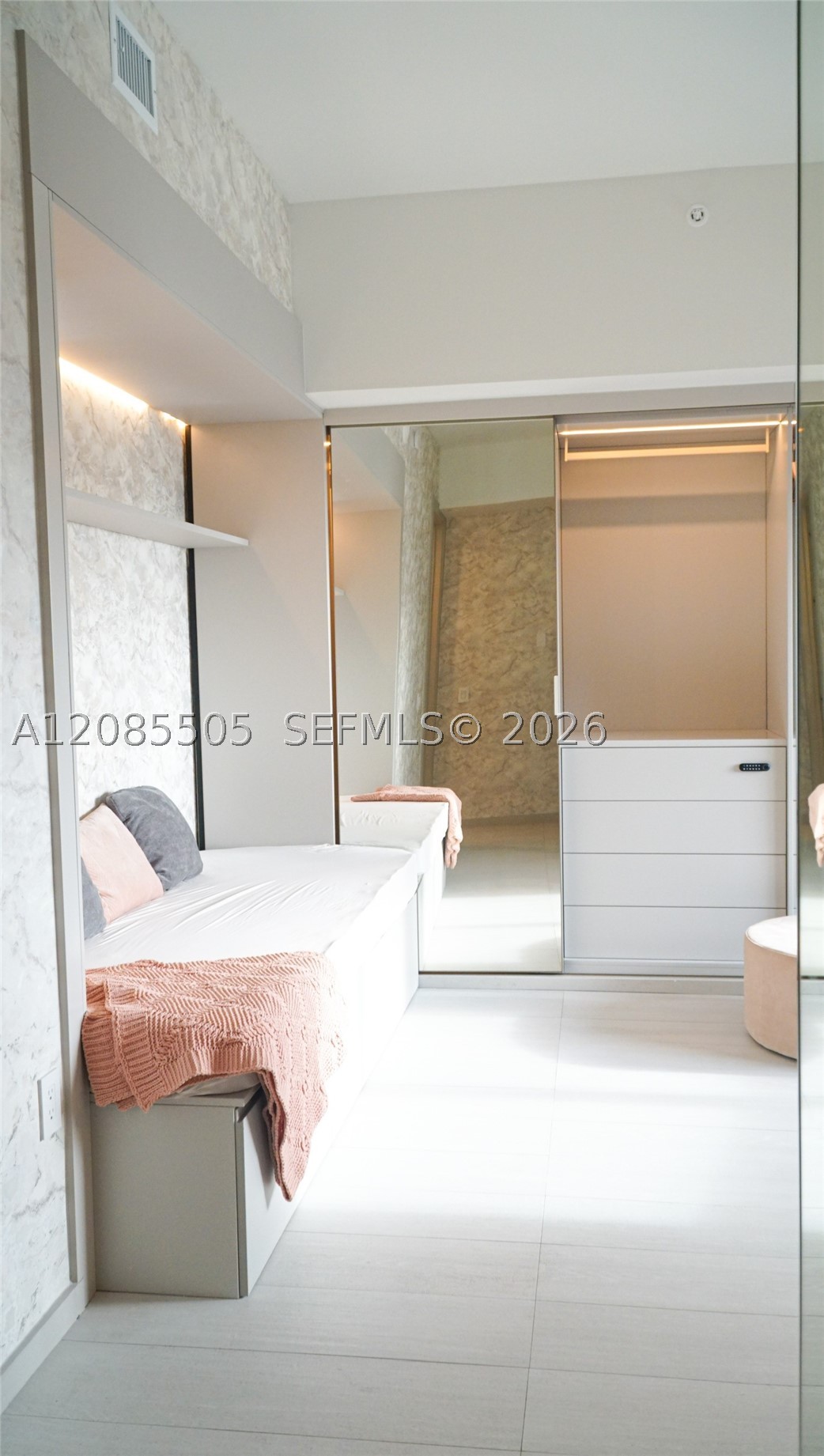 image Marquis Residences60