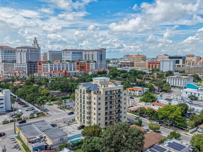 2501 SW Douglas Rd #202