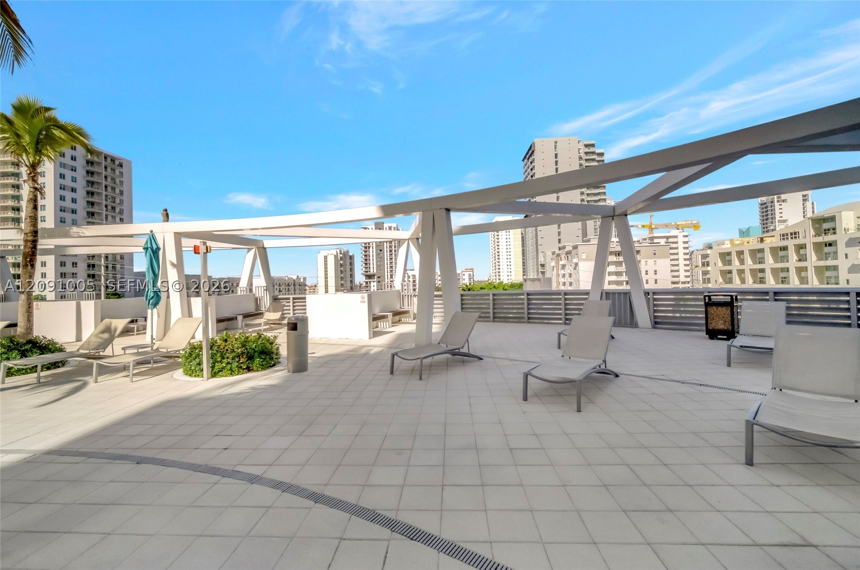 image Axis on Brickell South28