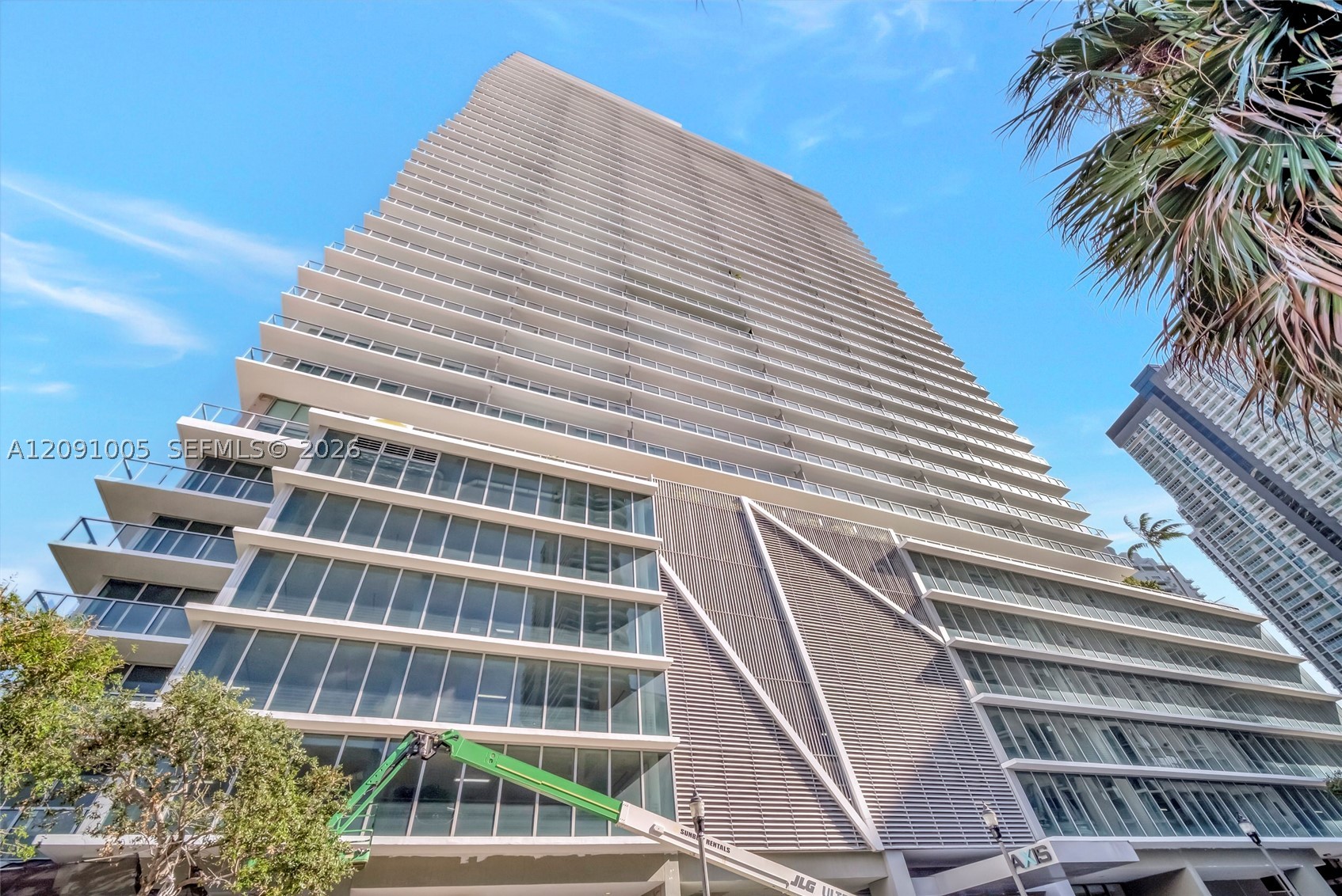 image Axis on Brickell South29