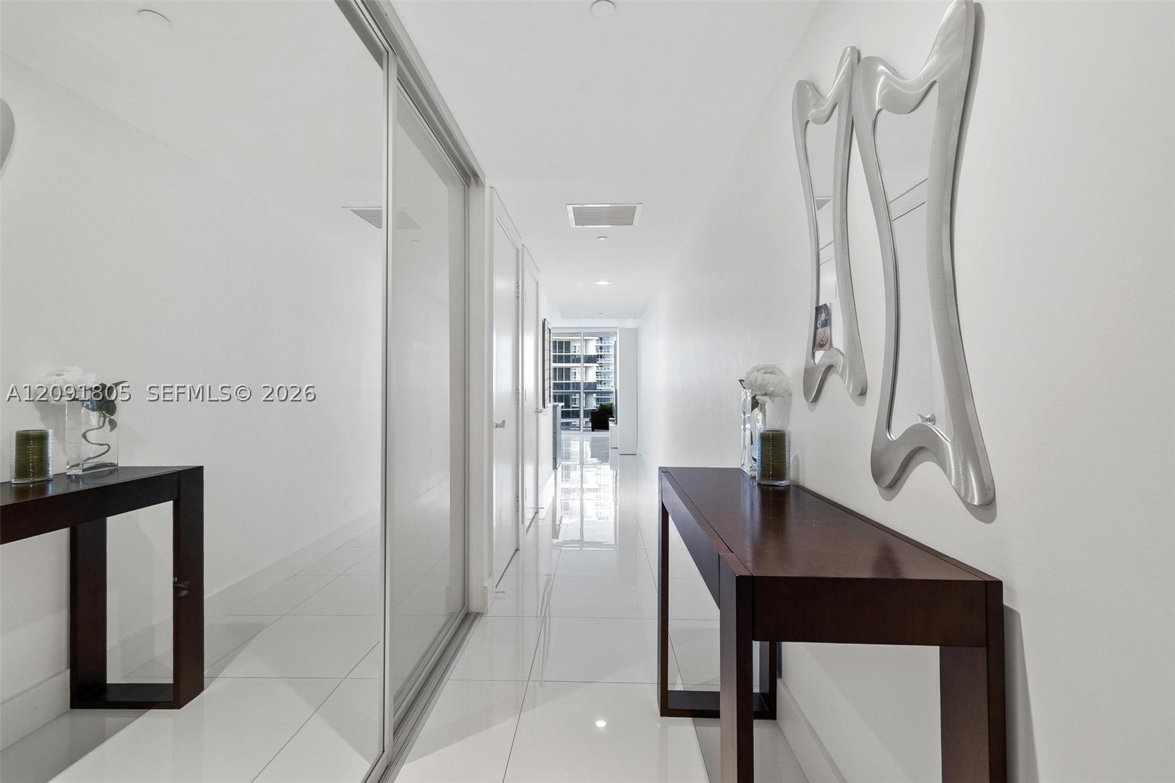 image Beach Club 215