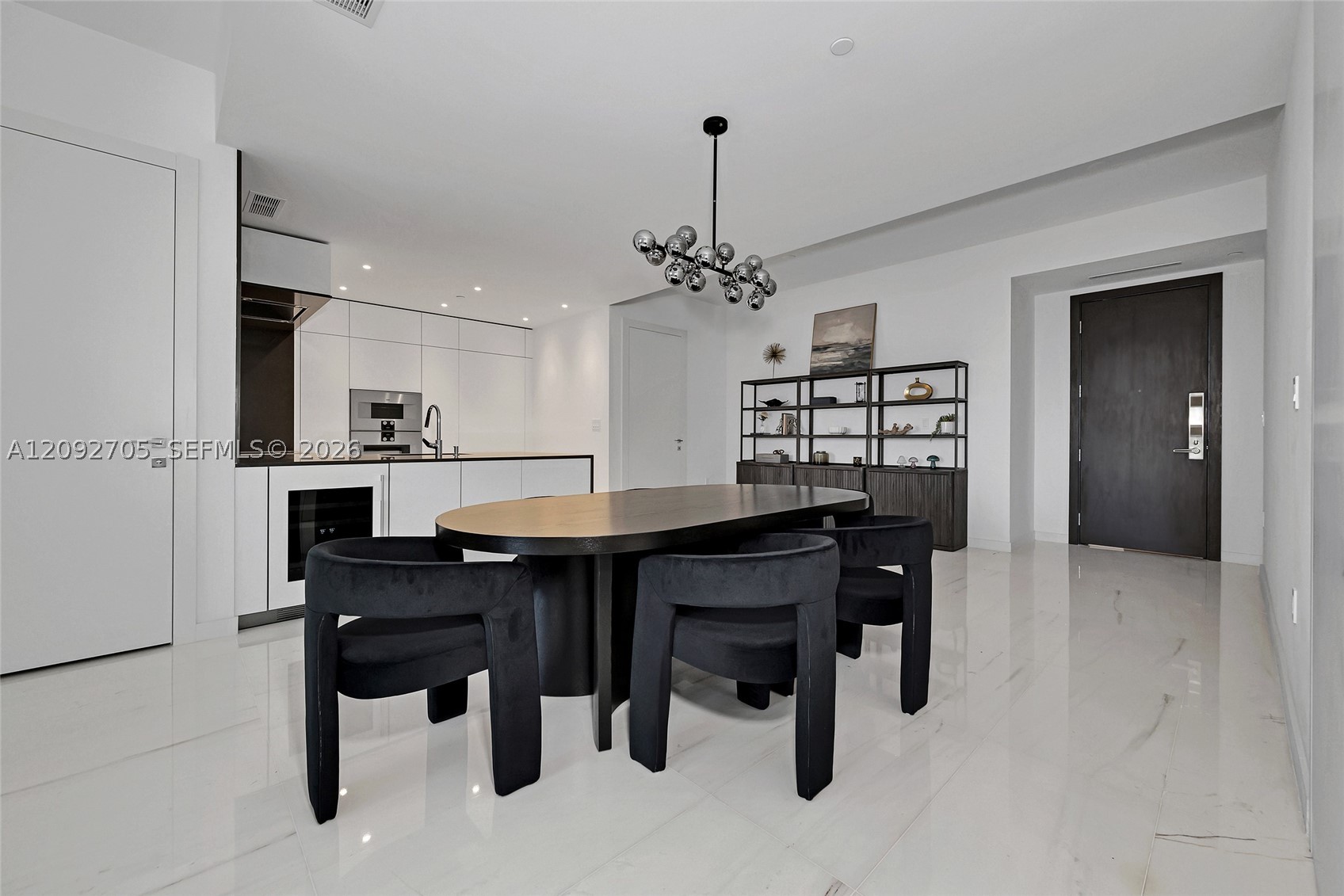 image Aston Martin Residences9