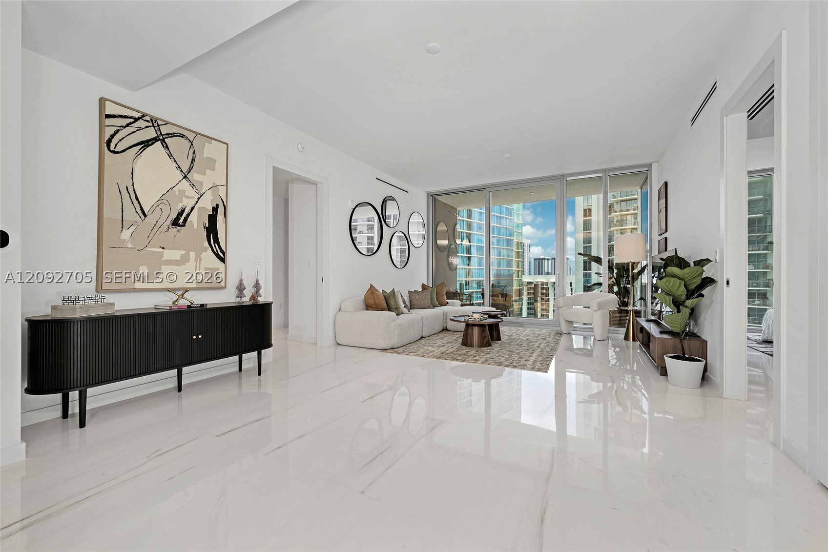 image Aston Martin Residences14