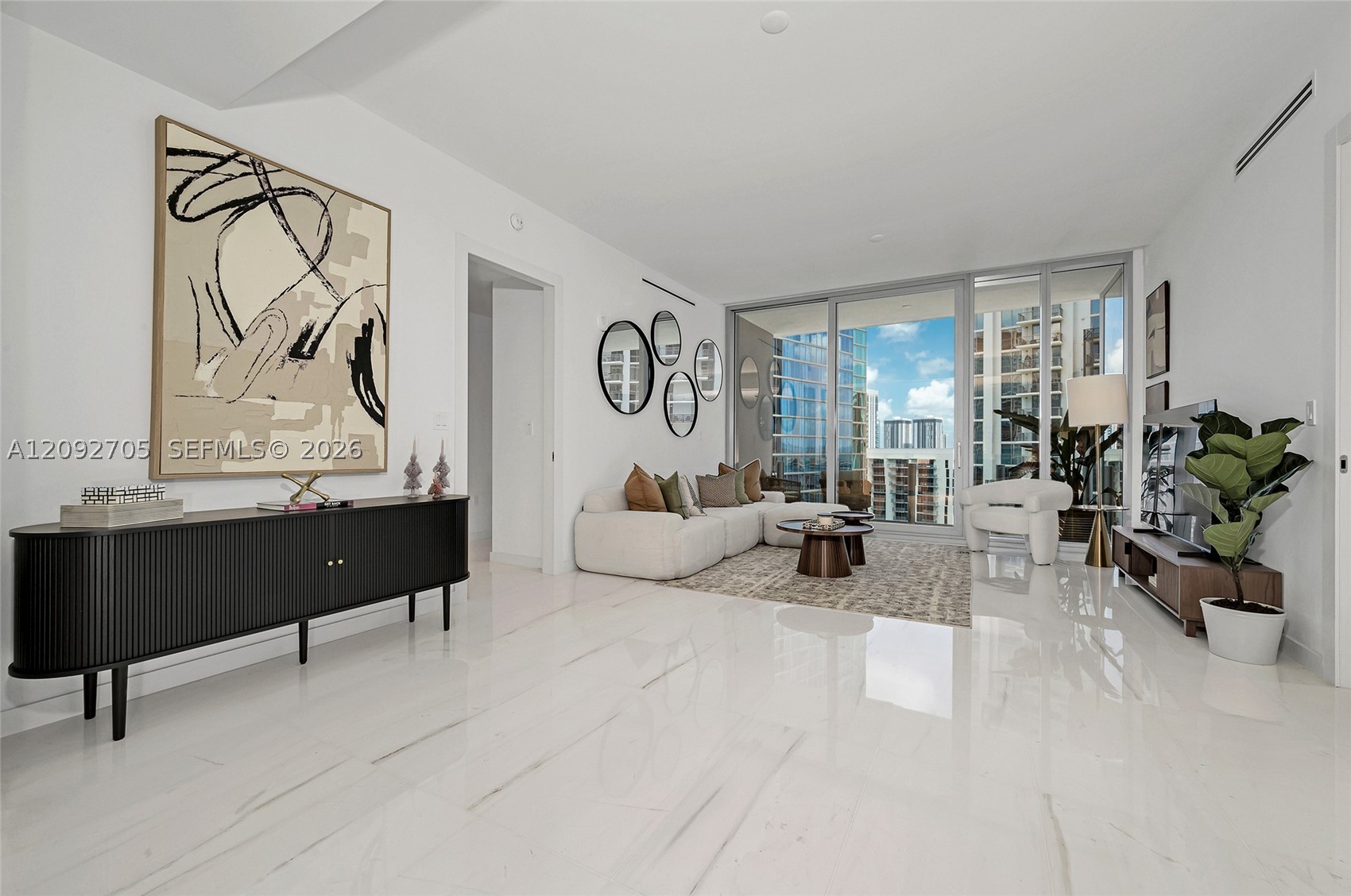 image Aston Martin Residences15