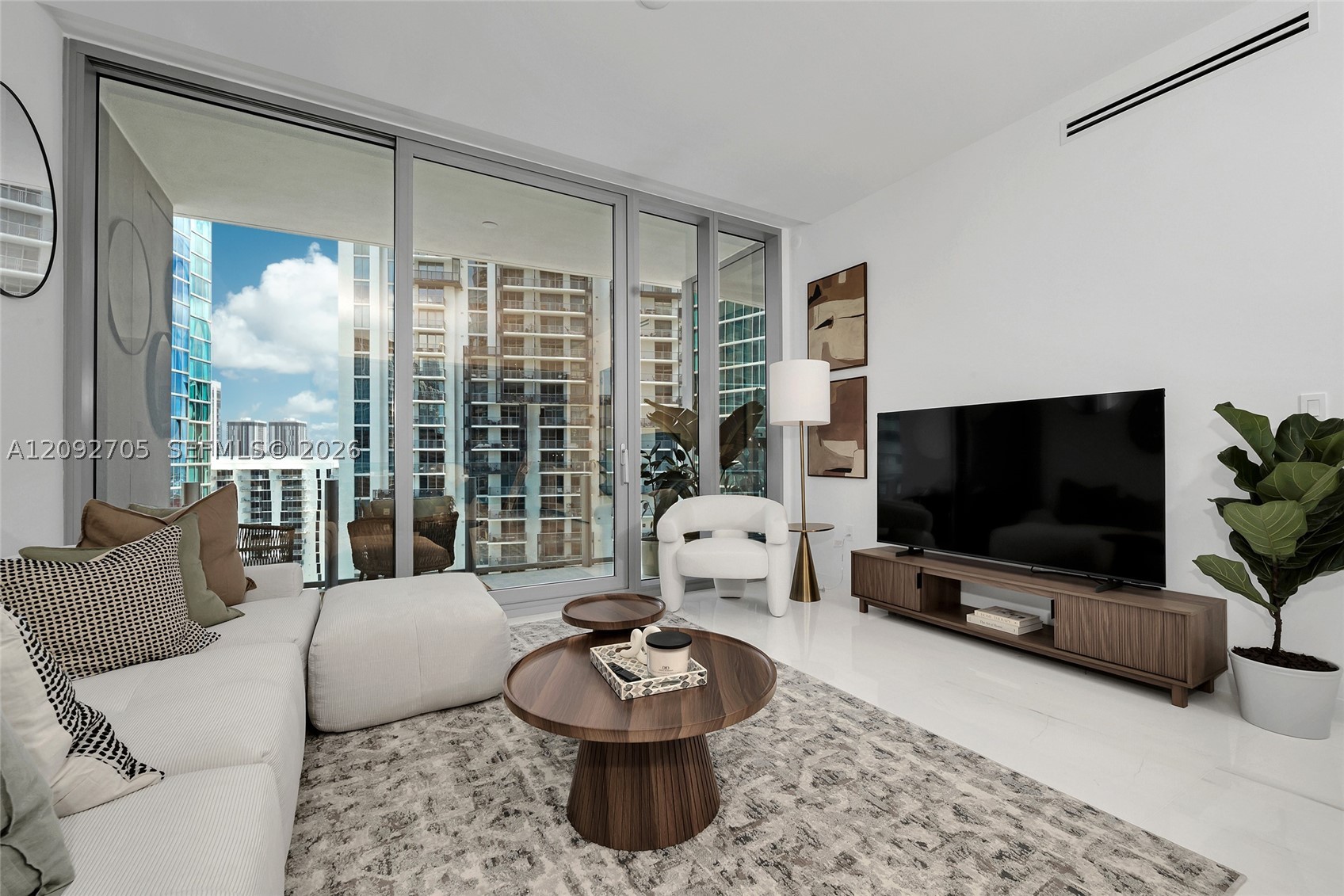 image Aston Martin Residences18