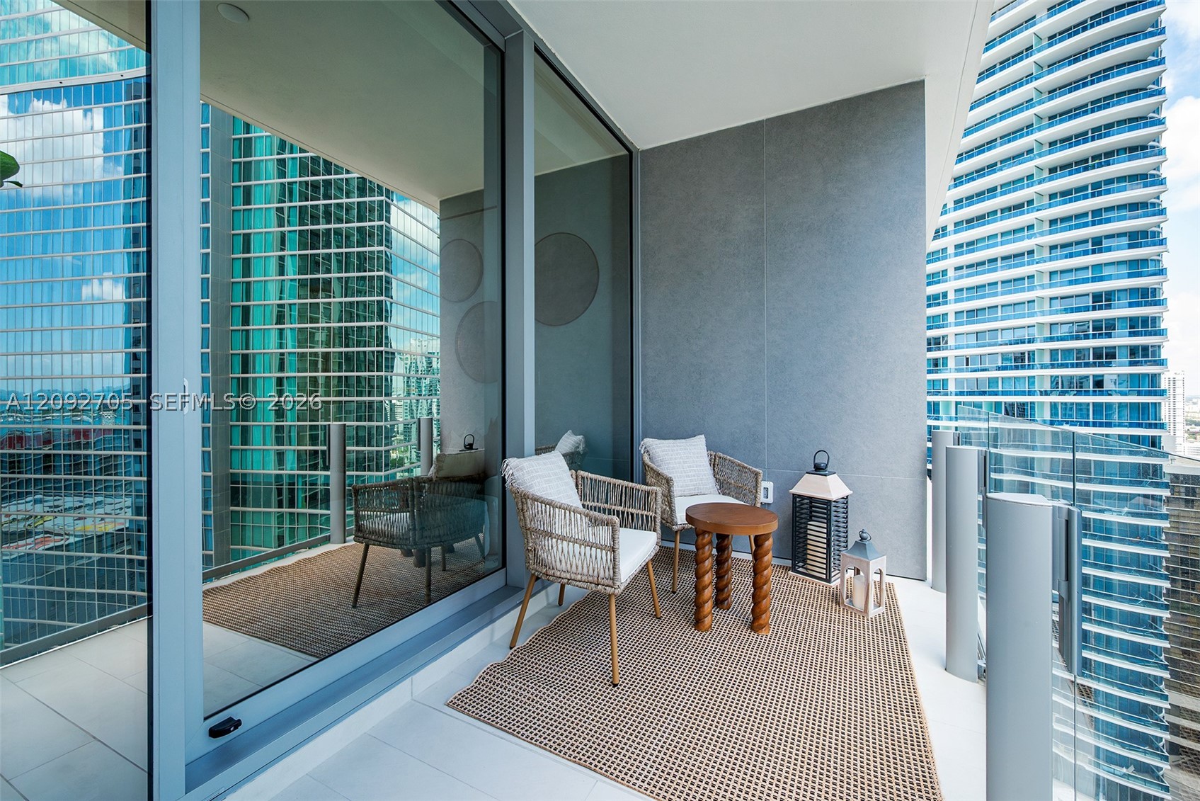 image Aston Martin Residences20