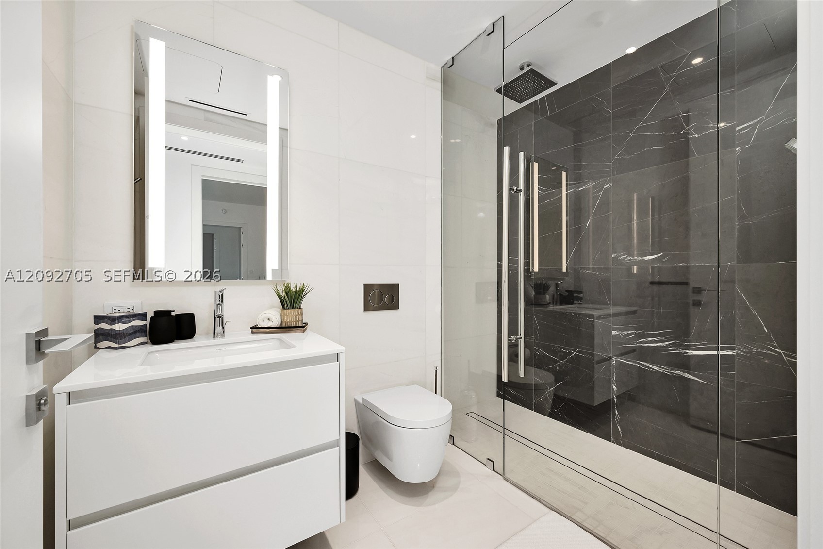 image Aston Martin Residences26