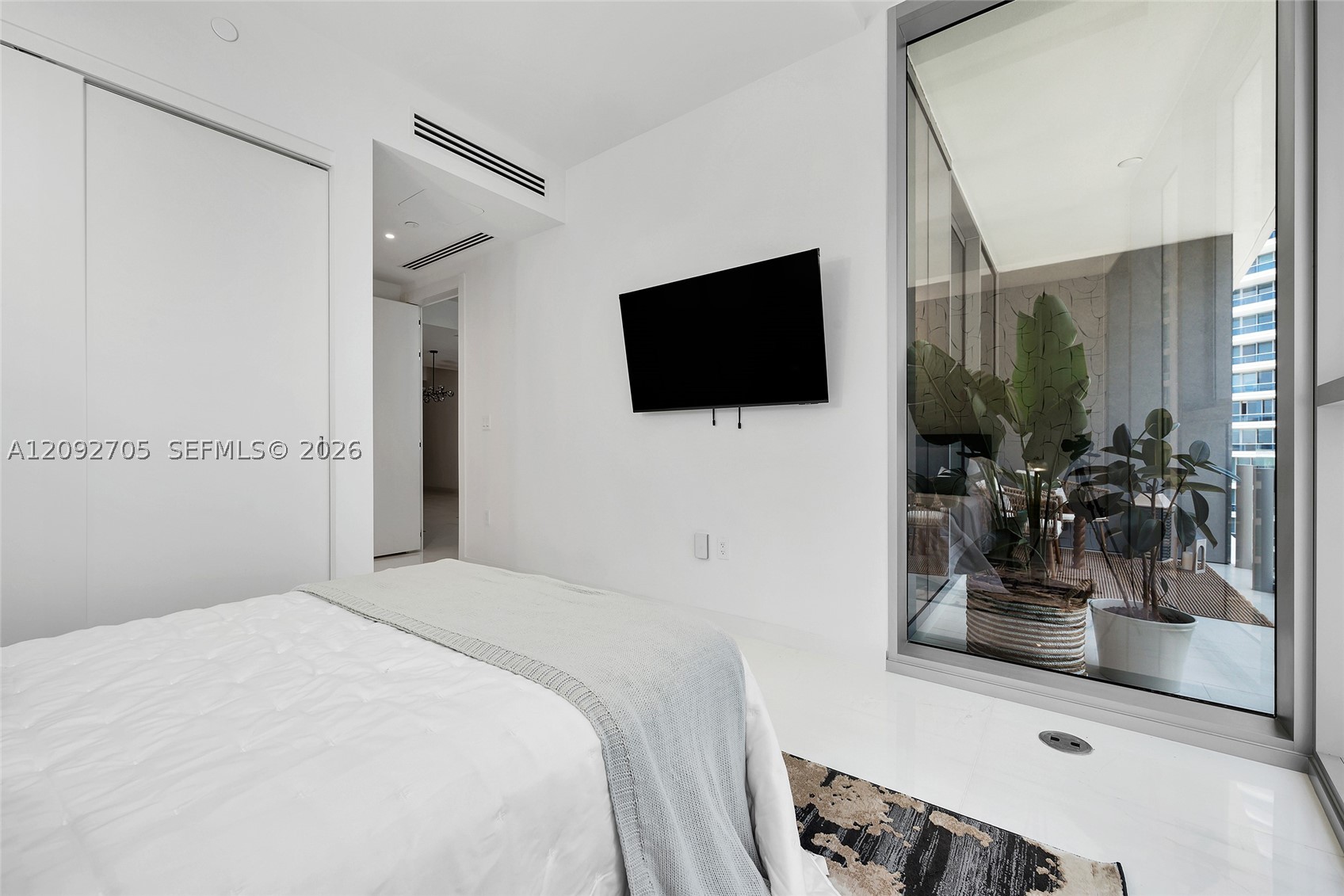 image Aston Martin Residences29