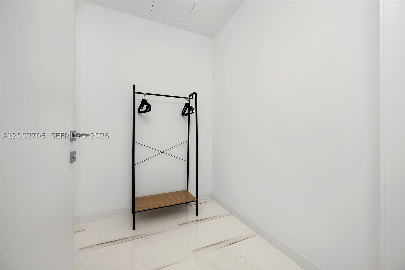 image Aston Martin Residences32