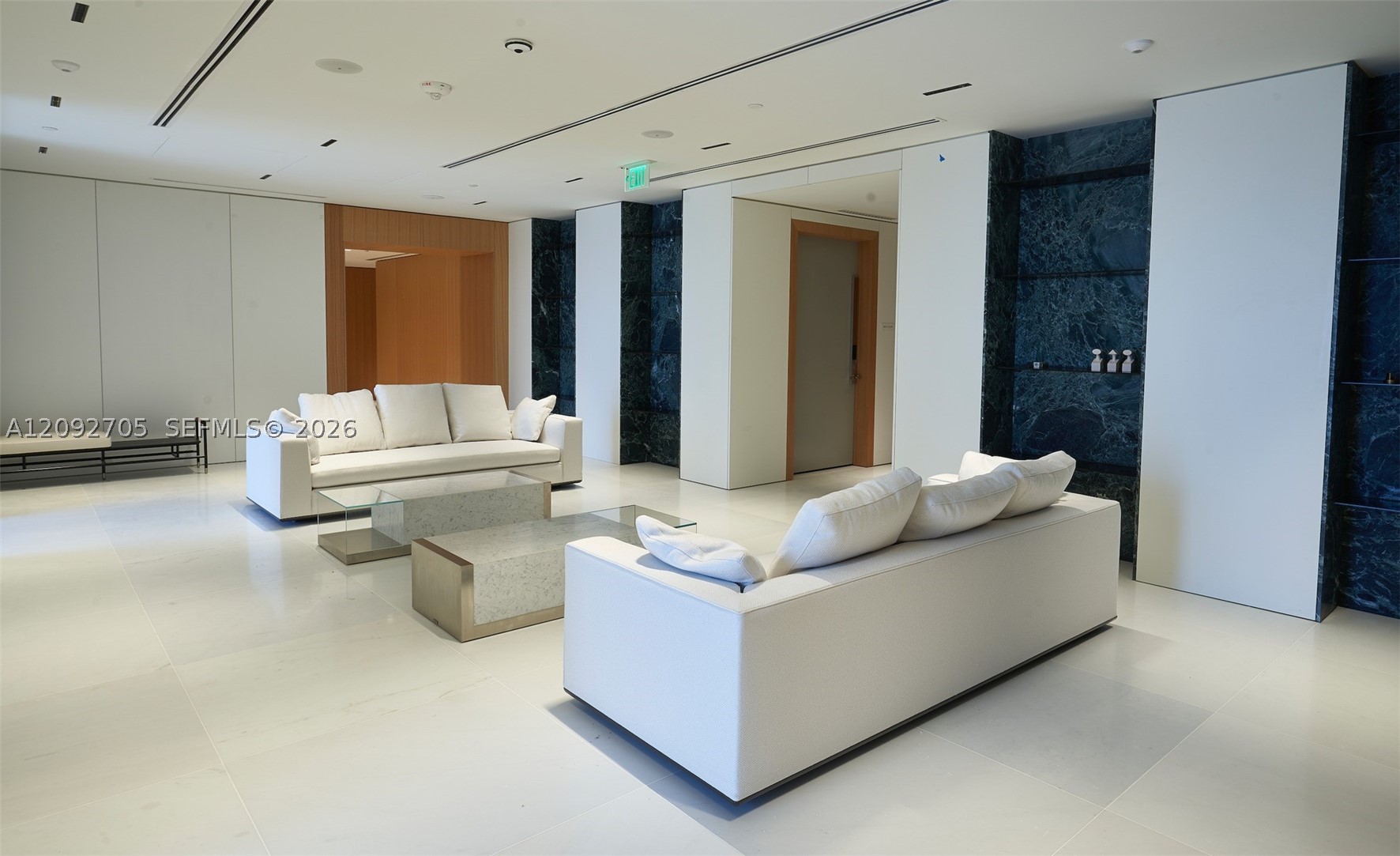 image Aston Martin Residences42