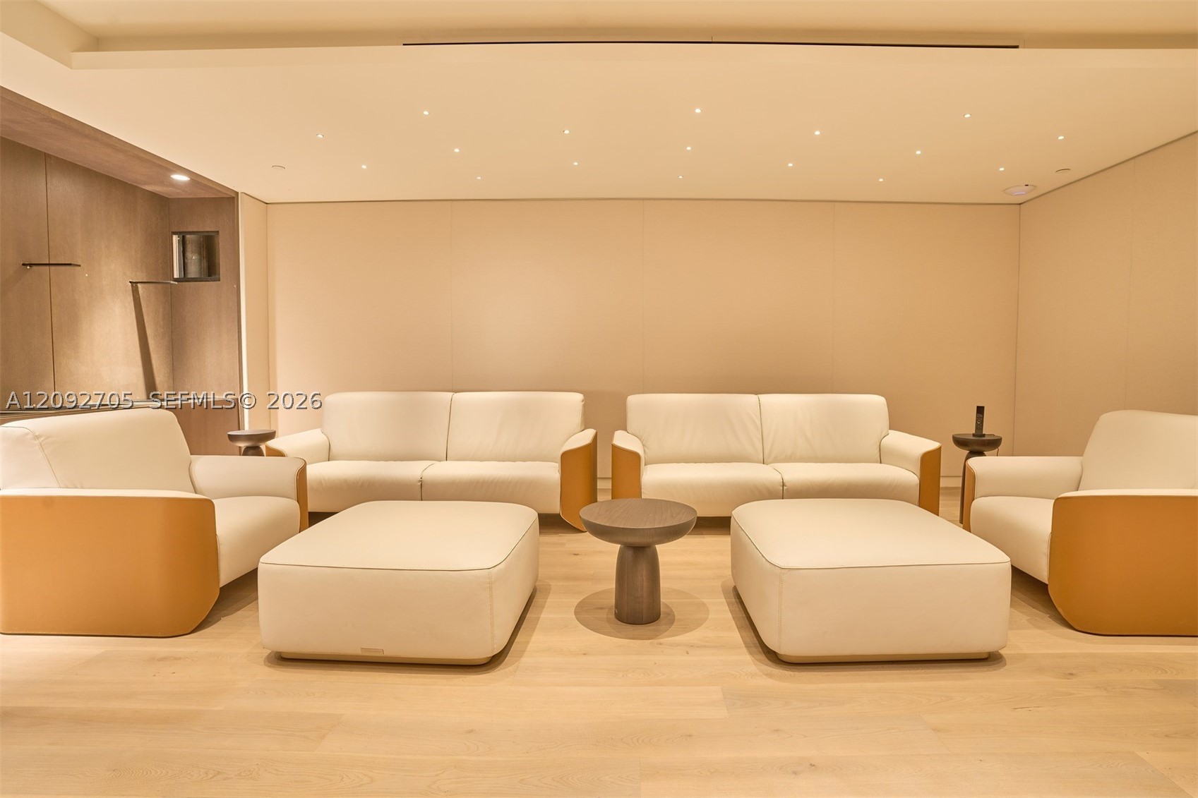 image Aston Martin Residences43