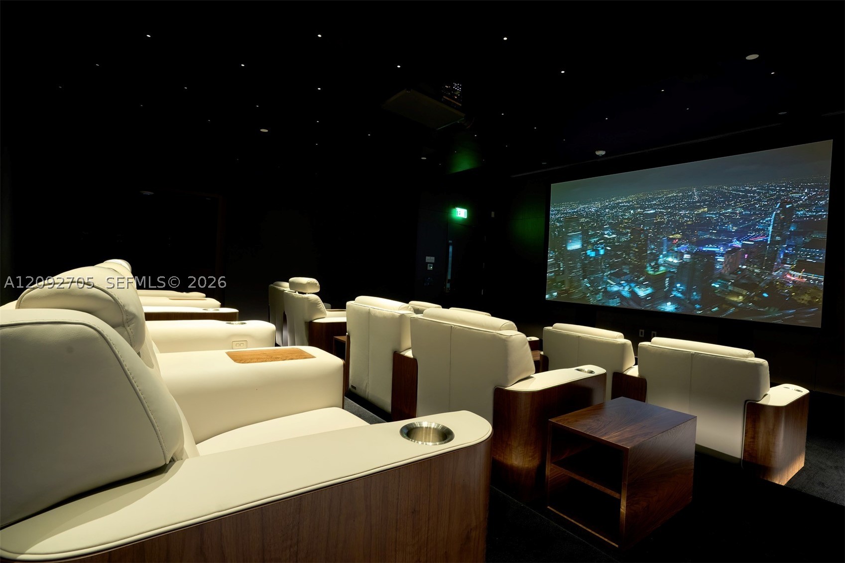 image Aston Martin Residences46