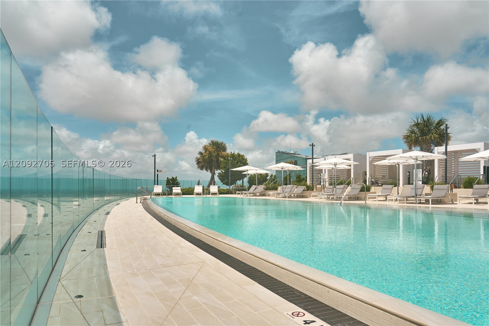 image Aston Martin Residences52