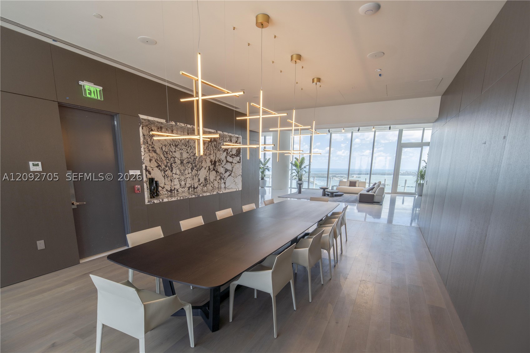image Aston Martin Residences53