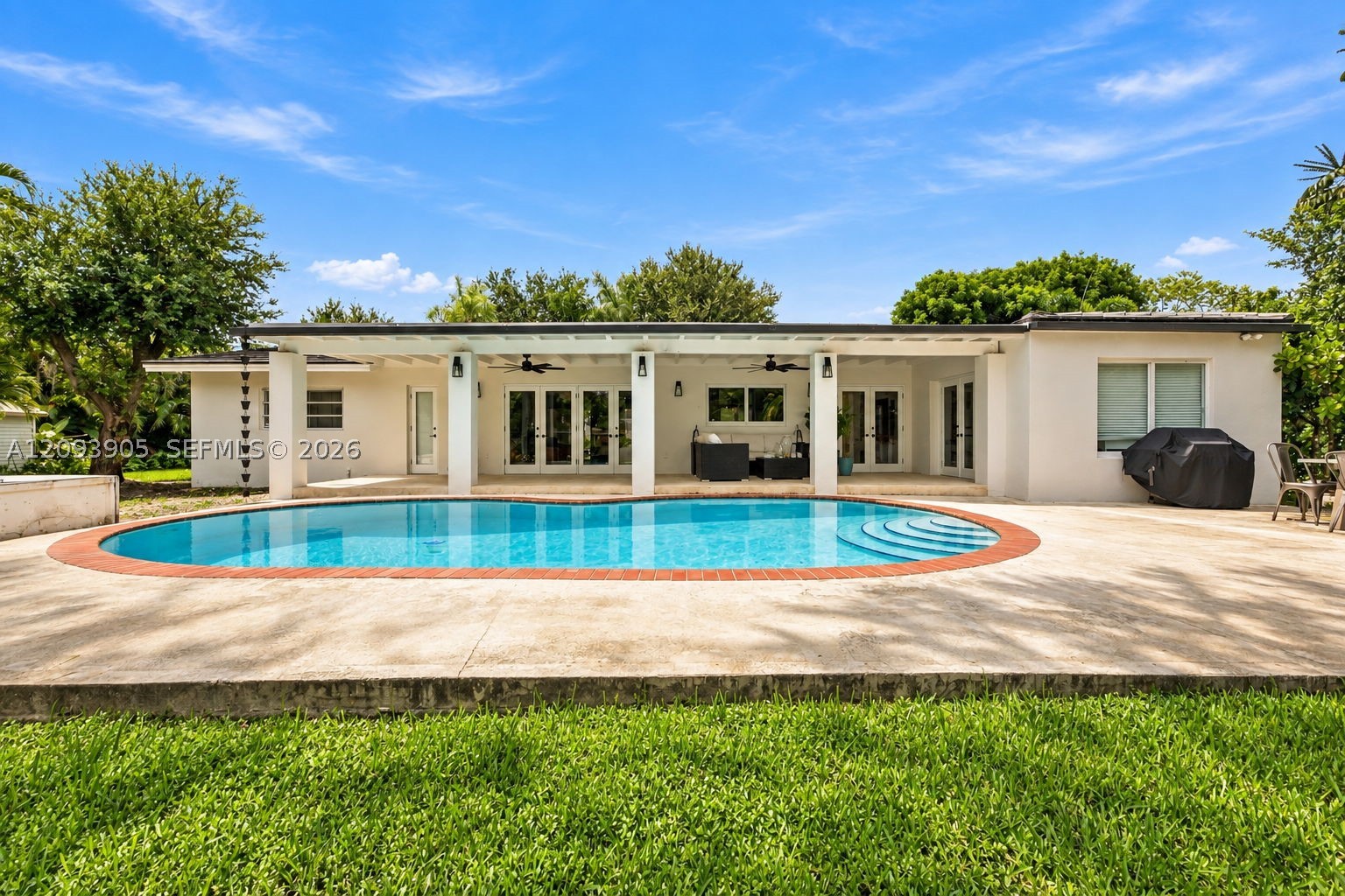 14721 SW 84th Ct Palmetto Bay, FL 33158