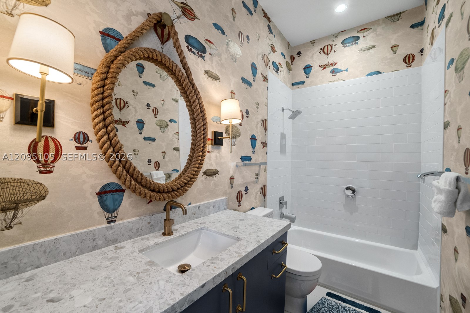 737 W 49th St Miami Beach, FL 33140