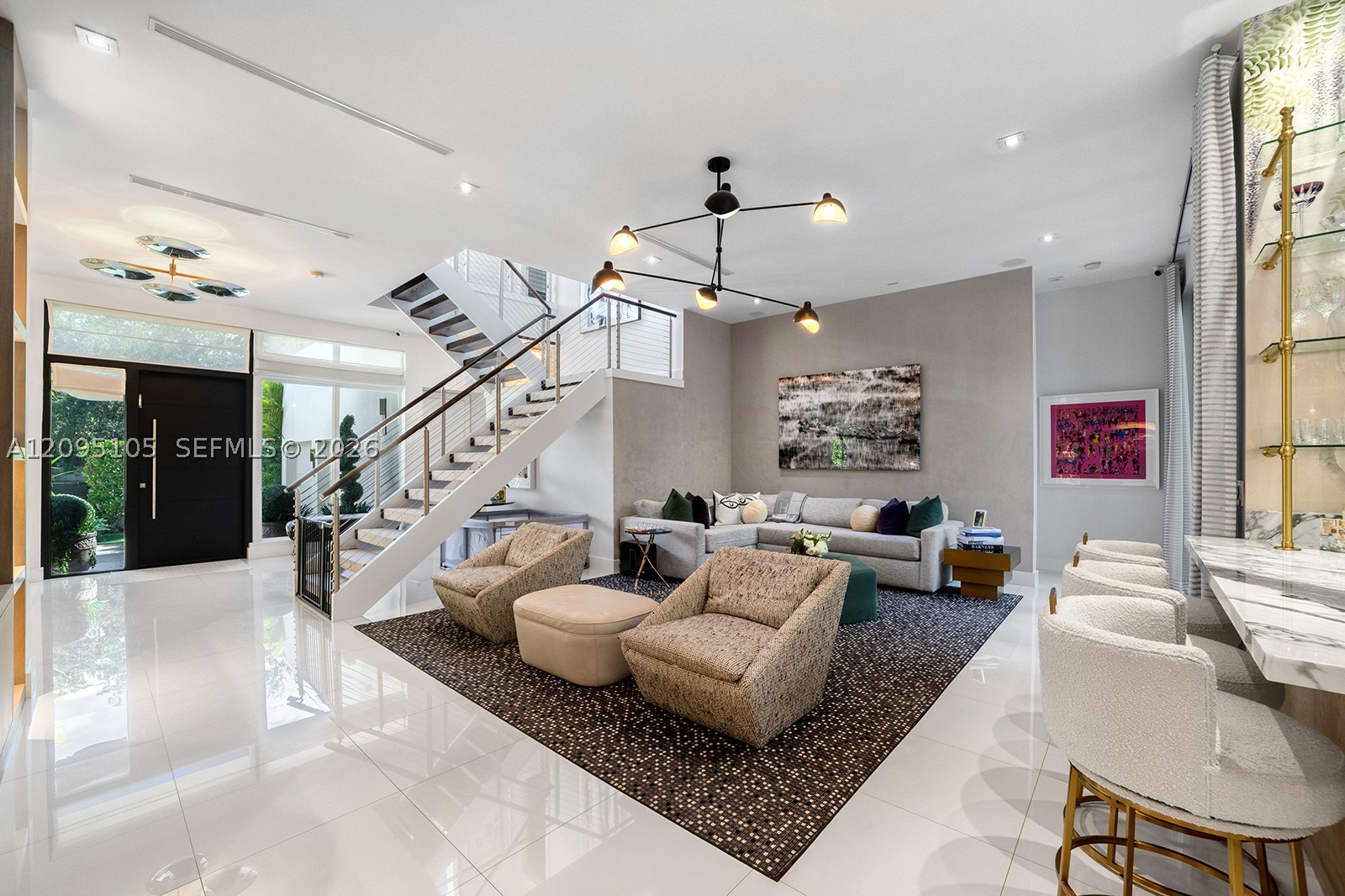 737 W 49th St Miami Beach, FL 33140