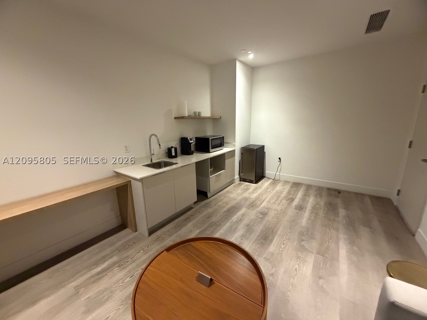 image Smart Brickell III20