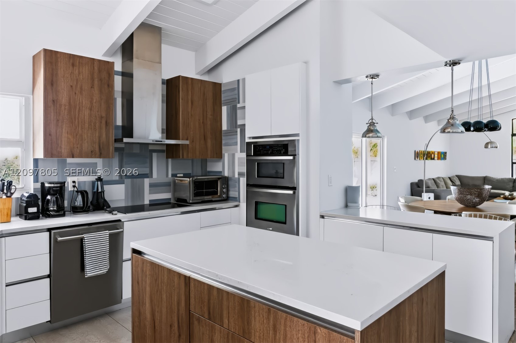 330 Glenridge Rd Key Biscayne, FL 33149