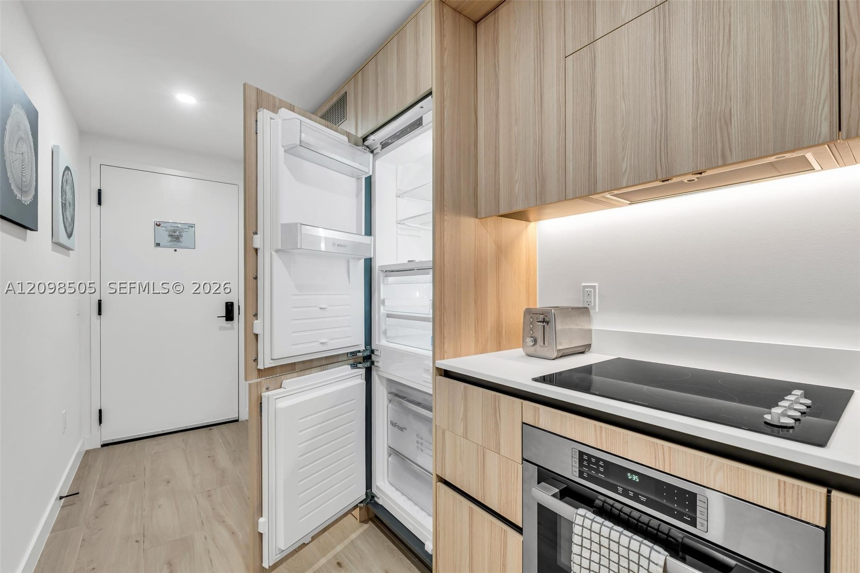 225 N Miami Ave #2208 Miami, FL 33128