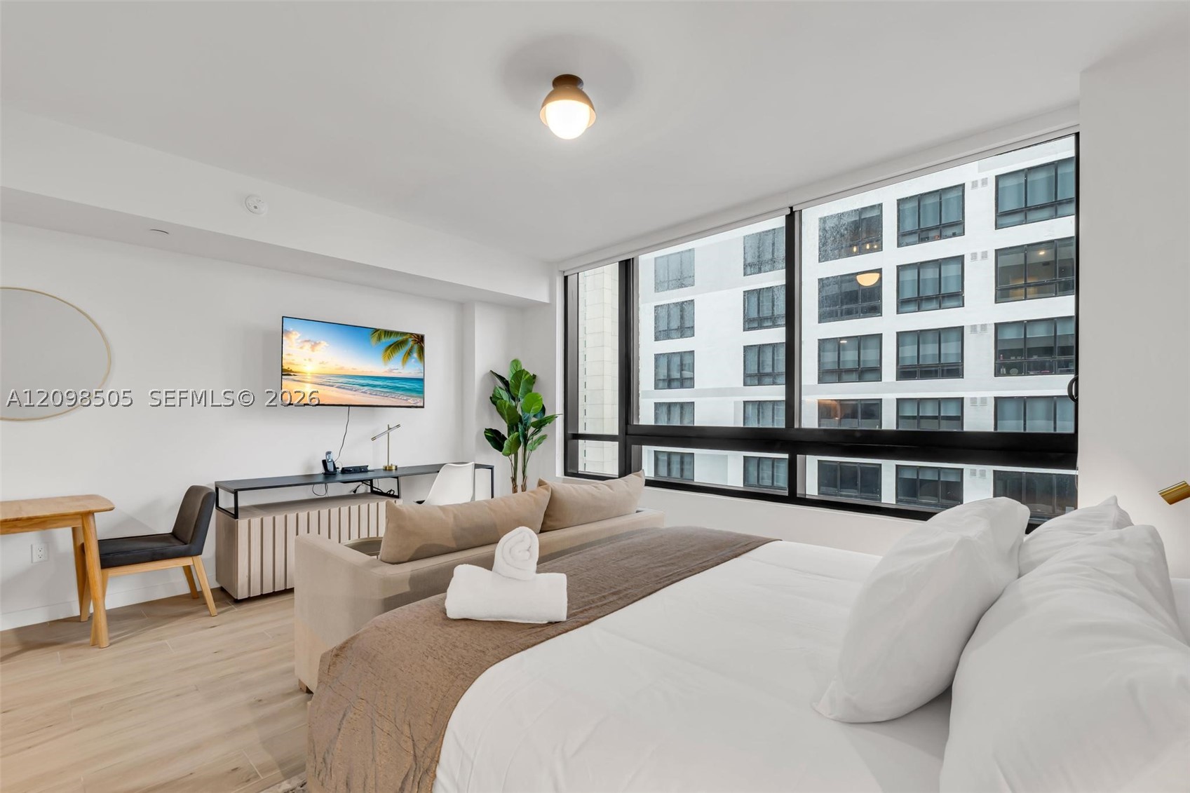 225 N Miami Ave #2208 Miami, FL 33128