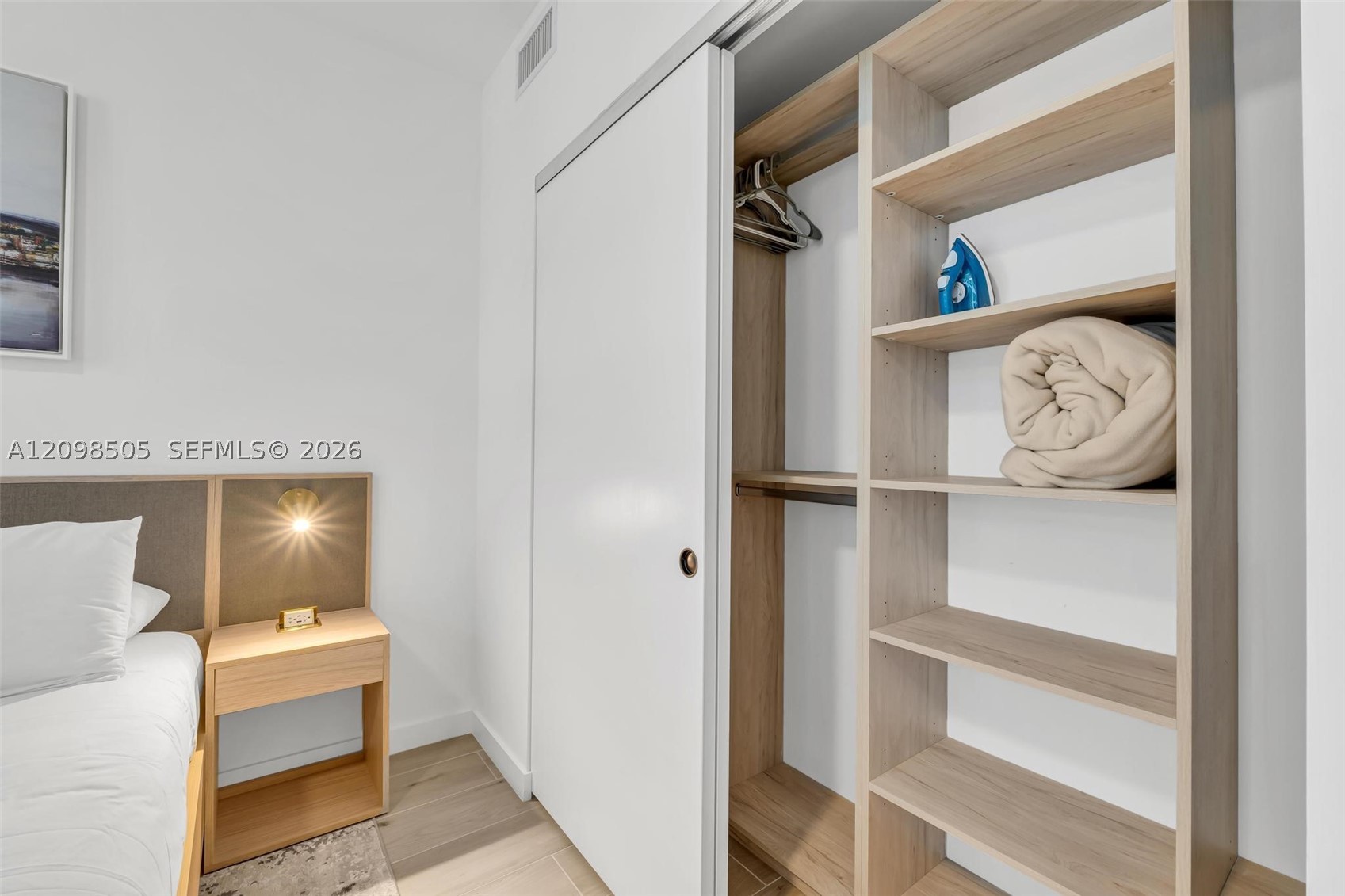225 N Miami Ave #2208 Miami, FL 33128