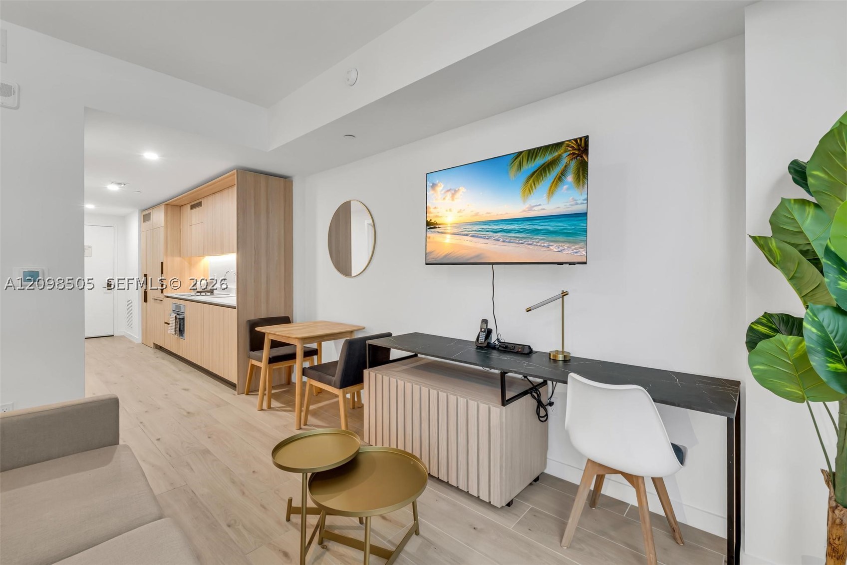 225 N Miami Ave #2208 Miami, FL 33128