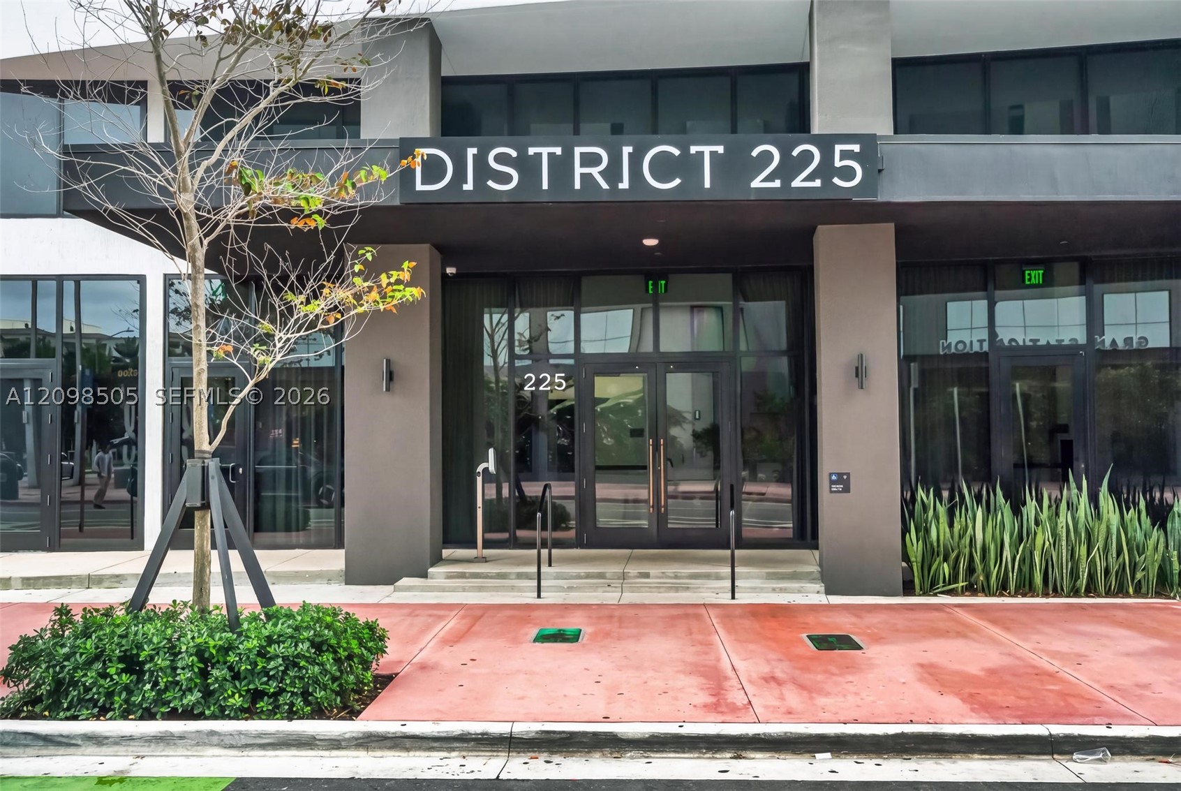 225 N Miami Ave #2208 Miami, FL 33128