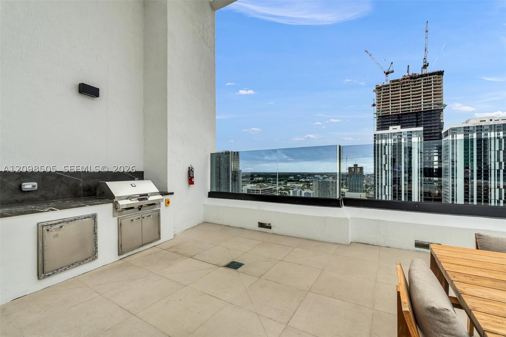 225 N Miami Ave #2208 Miami, FL 33128