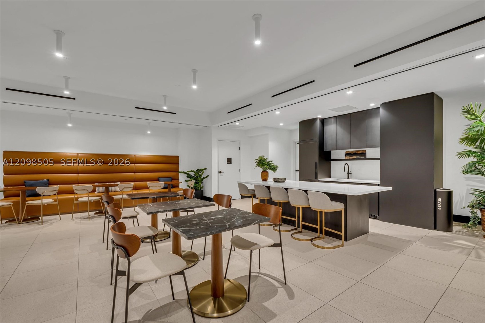 225 N Miami Ave #2208 Miami, FL 33128
