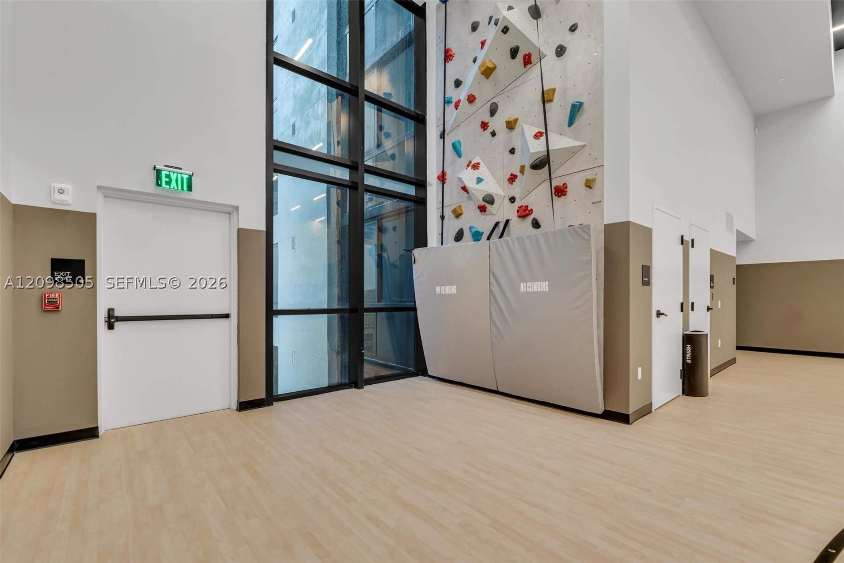 225 N Miami Ave #2208 Miami, FL 33128