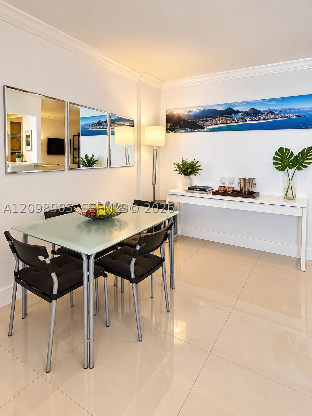 240 Collins Ave #2C Miami Beach, FL 33139