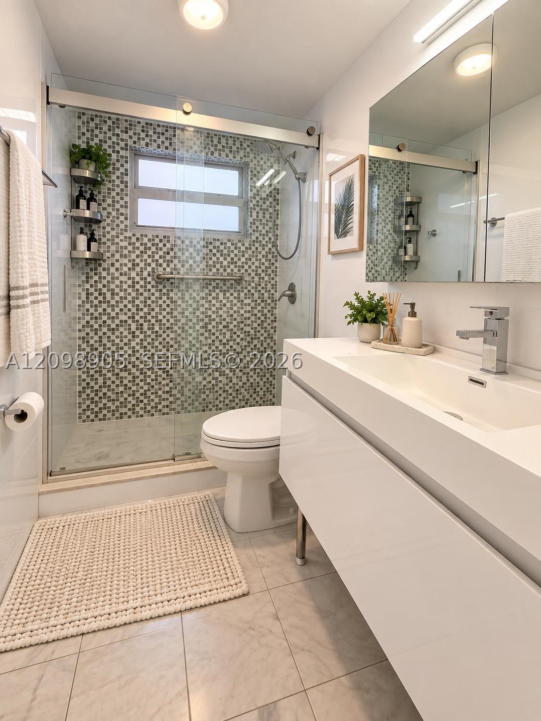 240 Collins Ave #2C Miami Beach, FL 33139