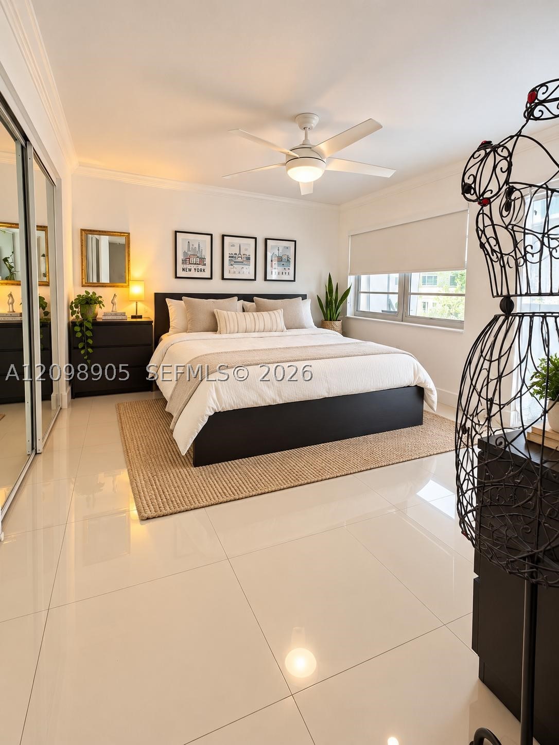 240 Collins Ave #2C Miami Beach, FL 33139