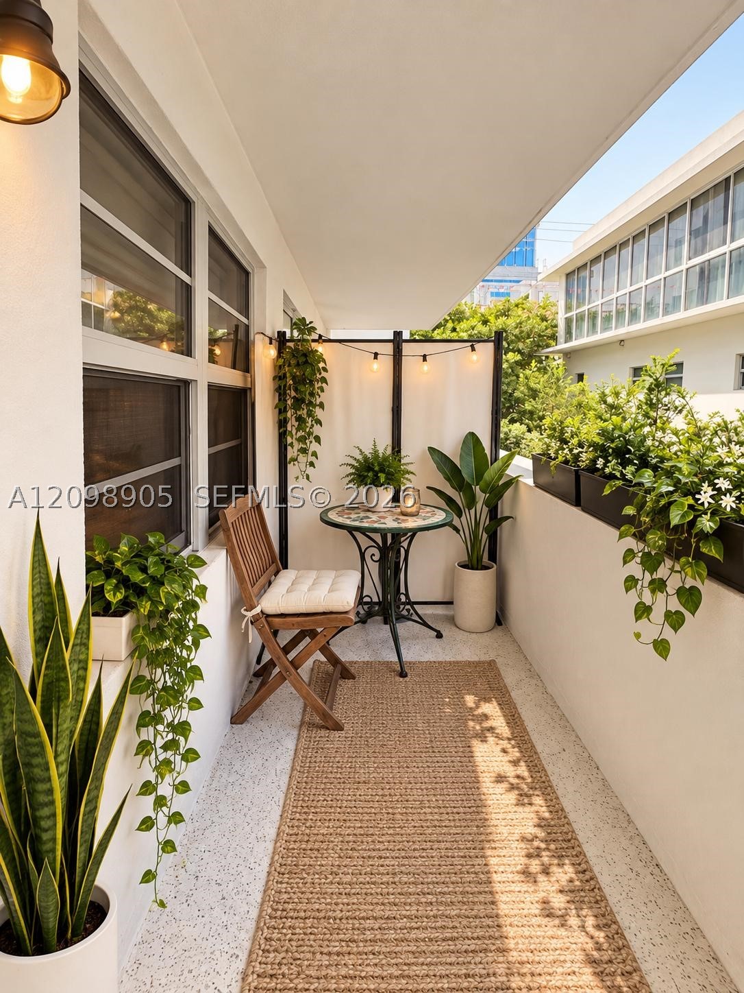240 Collins Ave #2C Miami Beach, FL 33139